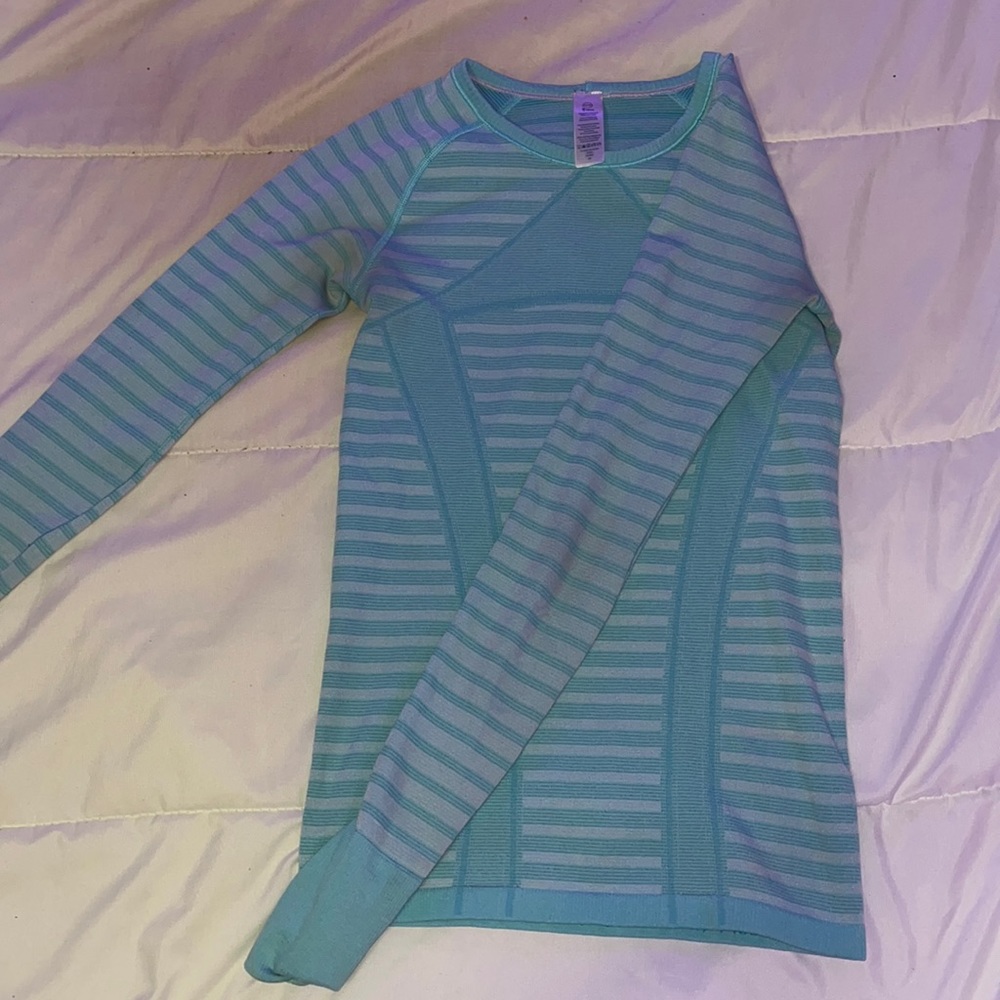 Ivviva long sleeve workout top
